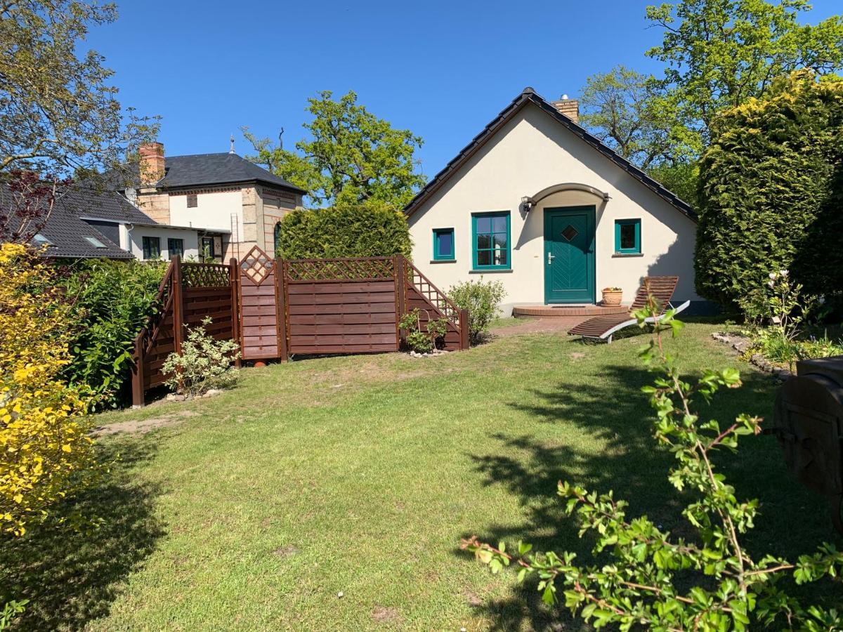 „Rentmeisterhaus Basedow“ Basedow  Экстерьер фото